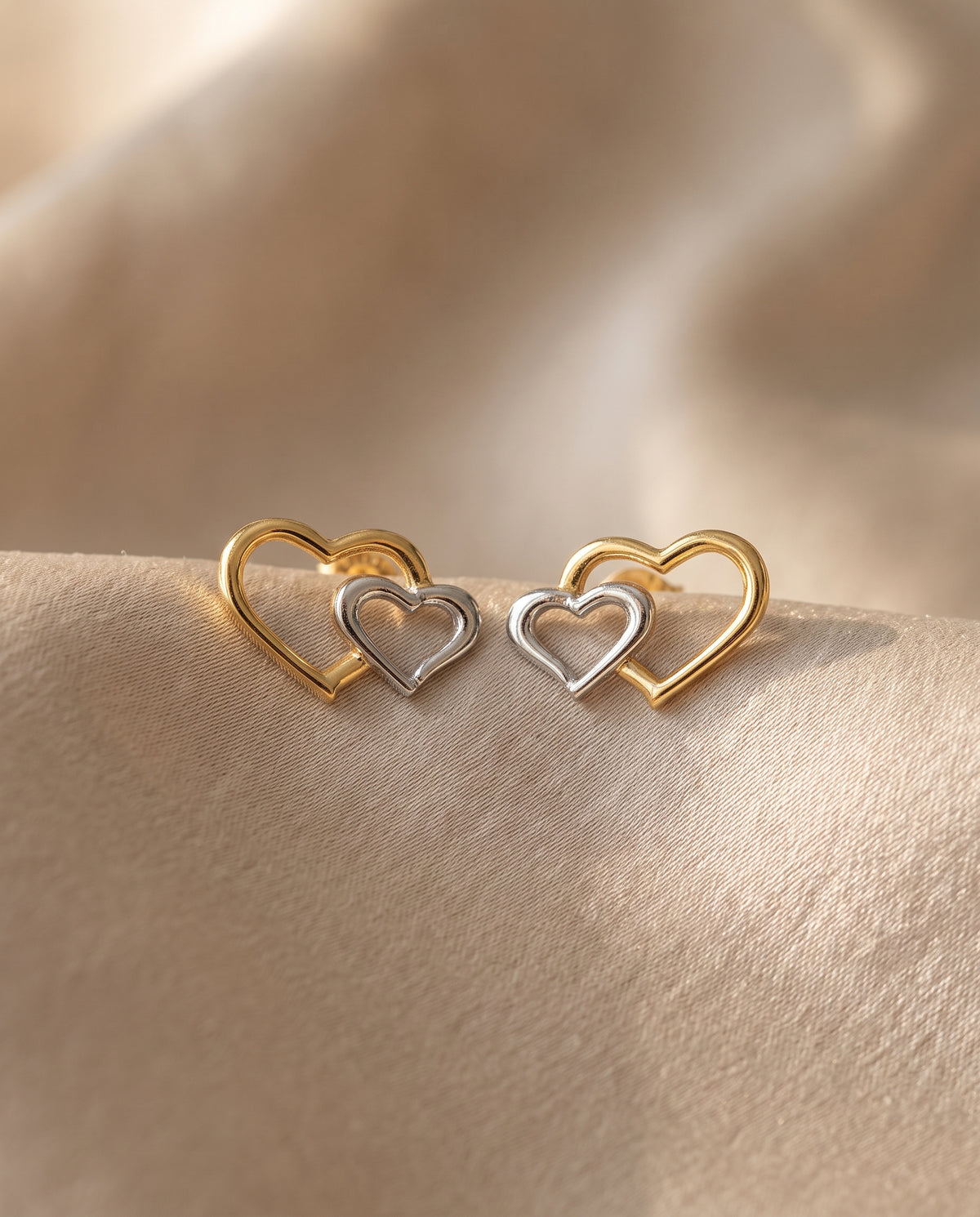Pendientes corazón oro 9k de botón